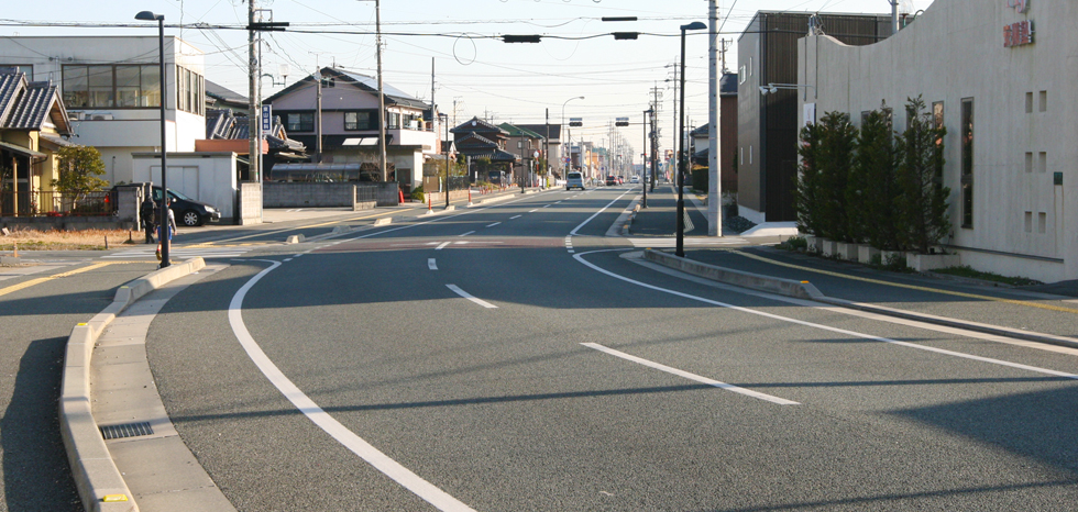 下卯起宮川駅野依橋線道路舗装工事